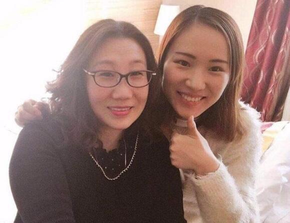 【热议】2019刘鑫改名刘暖曦全家现状 其父母工作被开除自己当上网红