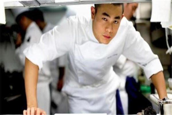 亚洲十大名厨排行榜，中山本征治来自日本