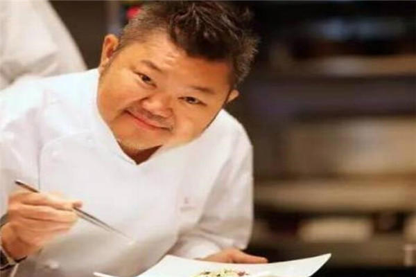 亚洲十大名厨排行榜，中山本征治来自日本