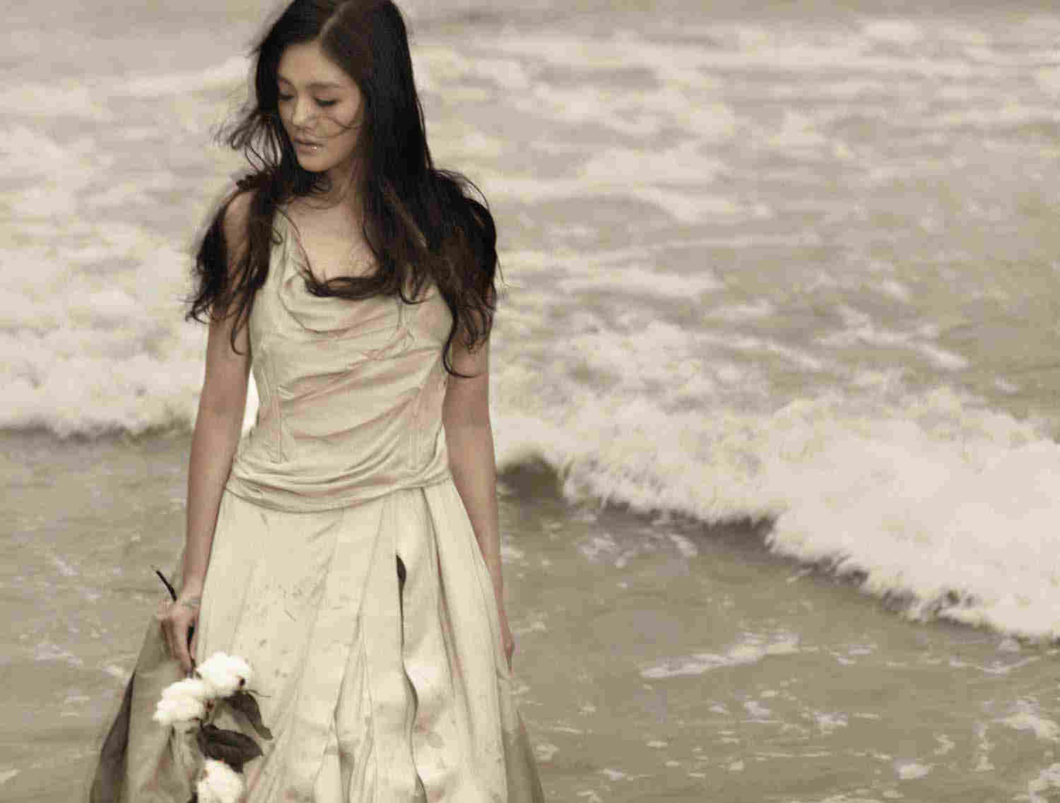 明星大s婚纱照全套图片 大s徐熙媛与老公汪小菲婚纱照原片欣赏