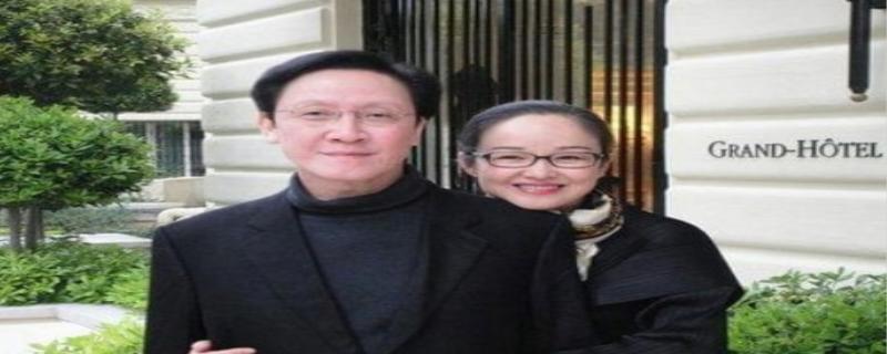 向华胜为什么葬八宝山,向华胜为什么和张敏分手