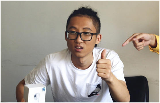 池子否认恋情,曾被拍到与女方同住一个酒店,男方回应:是朋友!