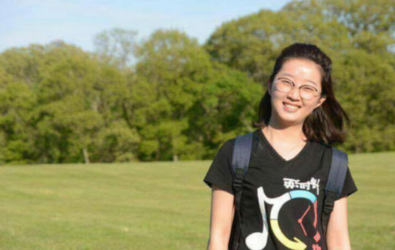 章莹颖事件是怎么回事:家人赴美寻找章莹颖未果,立下衣冠冢,并称“找到她为止”