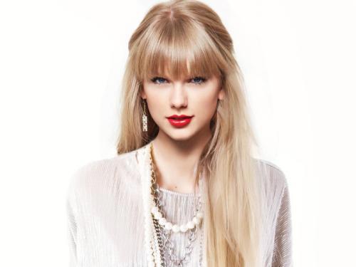 泰勒斯威夫特为什么叫做霉霉