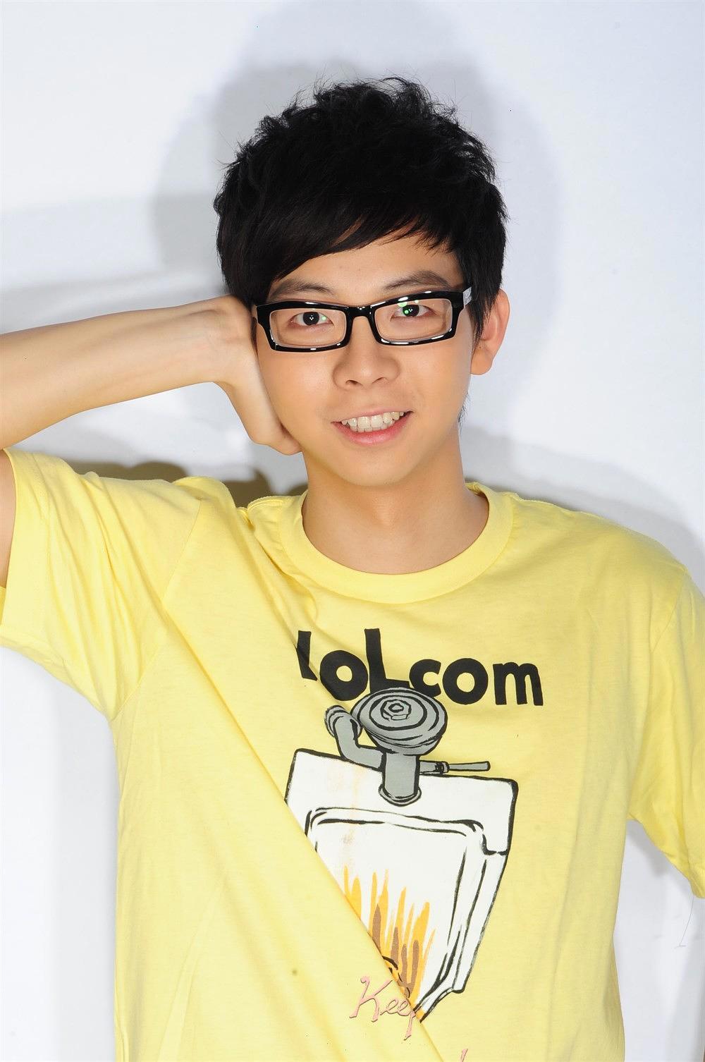 胡夏个人资料简介-胡夏个人资料