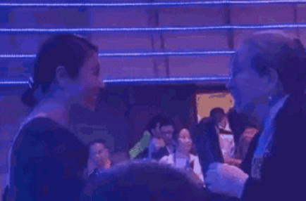 紫薇容嬷嬷同框，林心如发文遗憾没能合影，引发网友一大波回忆杀！