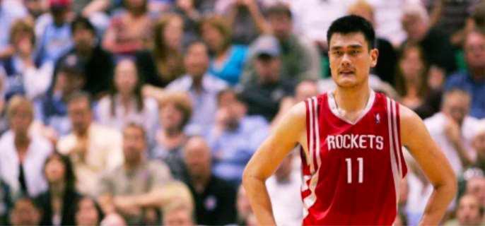 姚明退役后做什么工作 姚明为什么退役