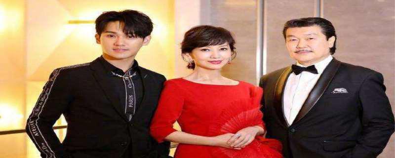 赵雅芝有几个儿子 赵雅芝一共几任丈夫