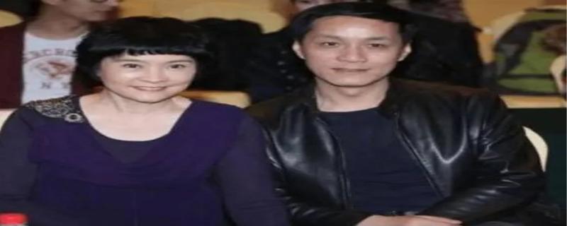 冯远征老婆是谁 冯远征老婆比他大几岁