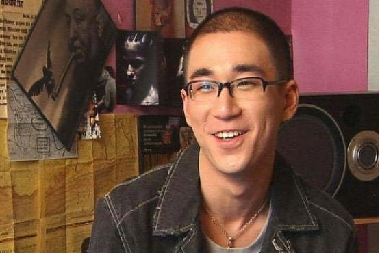 童谣张默往事回顾，张默当年暴打童谣，竟是因为这个！