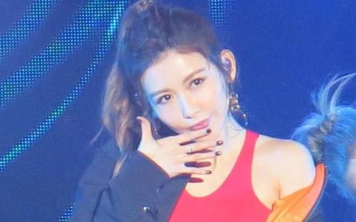 “蝴蝶姐姐”简恺乐 个人资料 简介