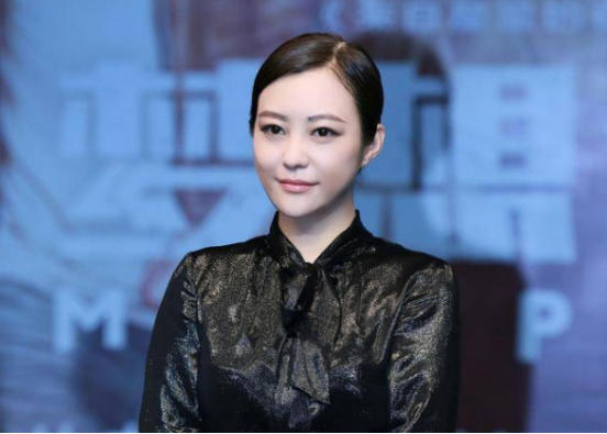 李光洁前妻郝蕾,再嫁普通公务员,平凡却幸福
