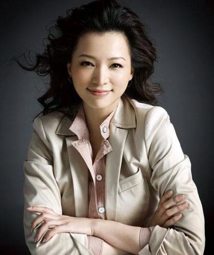 董卿个人资料及简历-董卿的简介？