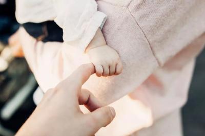 直到我无法给婴儿喂奶之前,我从未理解过母乳喂养的压力