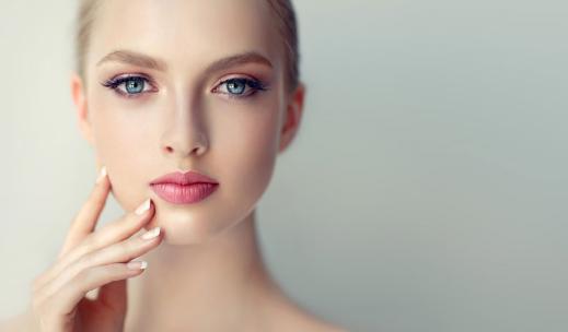 脸上的疤痕黑印怎么消除