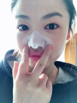 快速有效的去除黑头