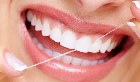 蛀牙已经烂空补还是拔