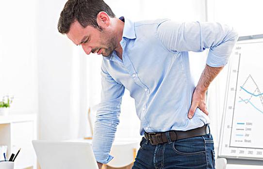 背痛是怎么回事啊