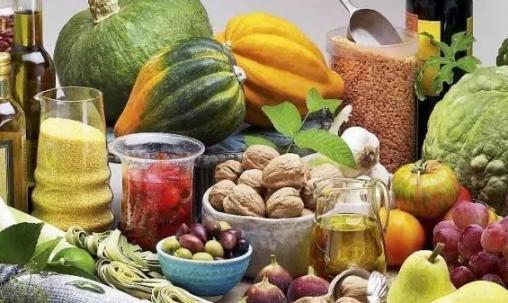 集中注意力吃什么食物