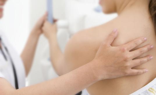 乳腺癌早期症状图片 教你识别乳腺癌