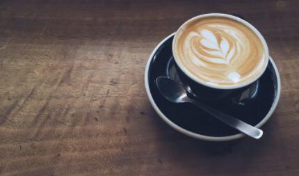 胃酸倒流：应避免的症状，原因和食物