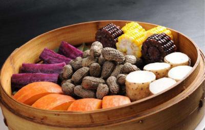 如何在自我隔离过程中控制压力饮食