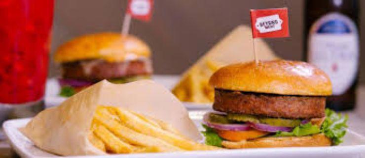 超越肉类汉堡的快餐，排名