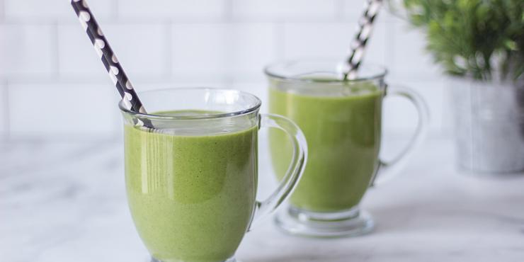 10种实际上美味的绿色冰沙