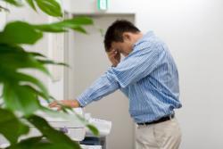 当男性过于疲劳时怎么消除疲劳？缓解男性压力的4个方法