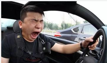 开车犯困怎么办？试试这几个小方法