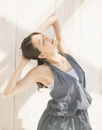 瘦背部最有效的方法你知道吗