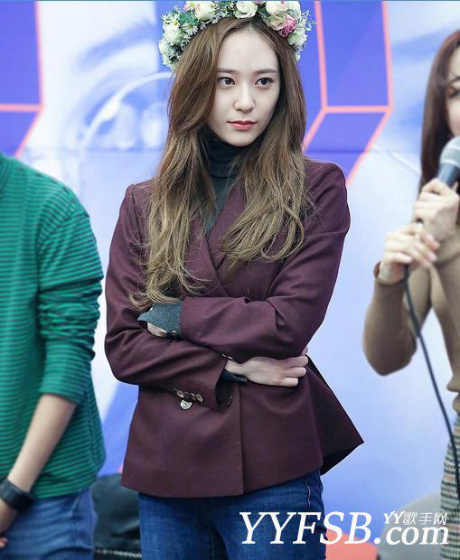 韩国女歌手郑秀晶（Krystal）个人资料 f(x)郑秀晶照片简介