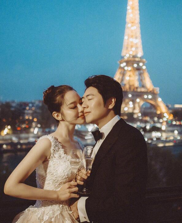 郎朗的老婆混血钢琴家吉娜·爱丽丝个人资料照片及生活照写真