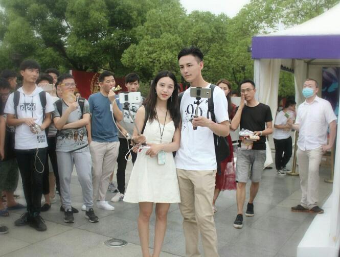 “那个男人要来了”斗鱼要变天了狗子画已公开确认转签熊猫TV