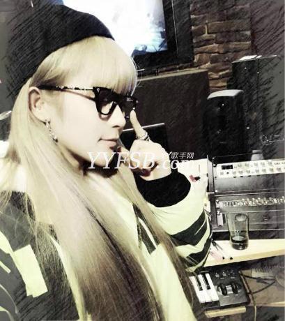 YY毒药（李颖）曾登录《纽约时报》受外媒记者专访