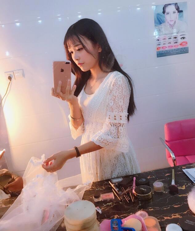 快手绝世的陈逗逗个人资料简介 陈逗逗微博及作品生活照图片