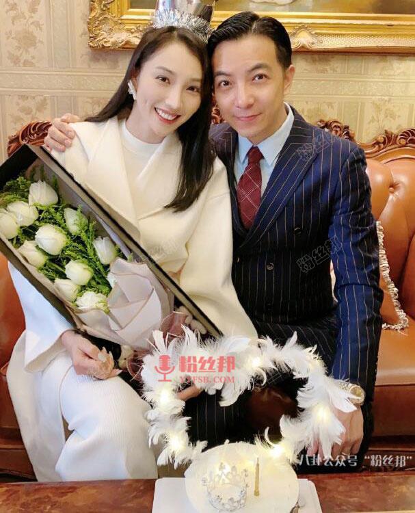 大狼狗郑建鹏老婆言真个人资料，模特出身真名冼燕坚，因参加综艺走红