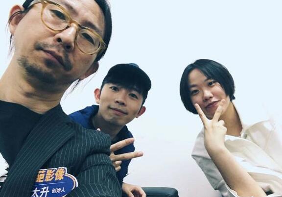 李佳航评价丁太昇是乐评混子，丁太升已经不是第一次和歌手或艺人们怼呛