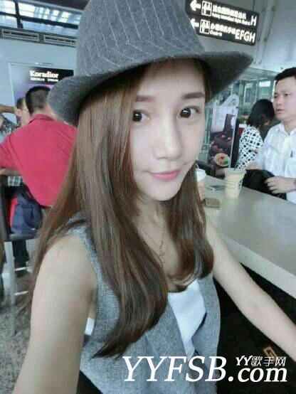 全民直播伊芙蕾雅（卢天天）个人资料直播间