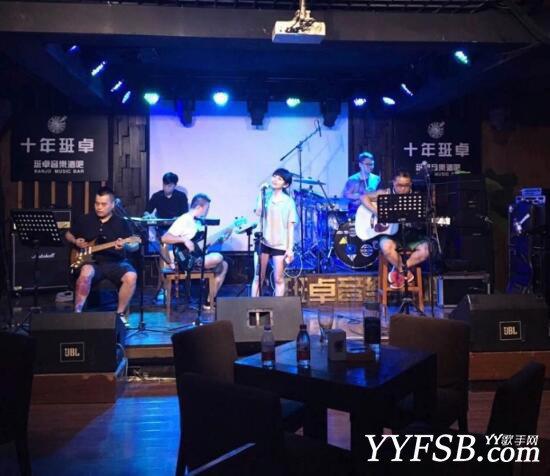 文儿别哭：演唱会延期原因未知 只要别留遗憾 没啥大不了的