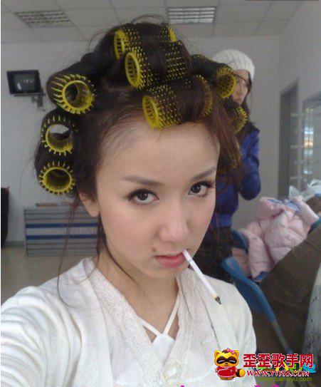 娄艺潇潜规则事件真相 娄艺潇潜规则照片全套