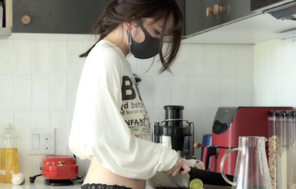 “玩偶姐姐”甜美游戏陪玩“封神！不戴口罩露脸照曝光，因作品精良大获好评！