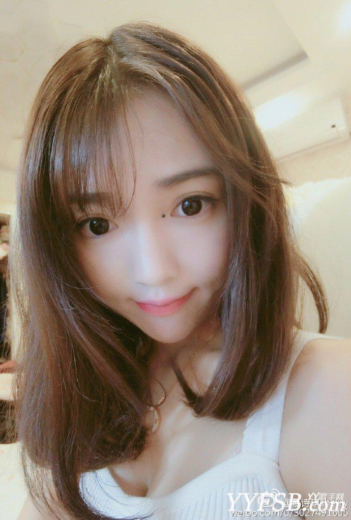 慕诗琪个人资料 全民TV女主播慕诗琪直播间照片