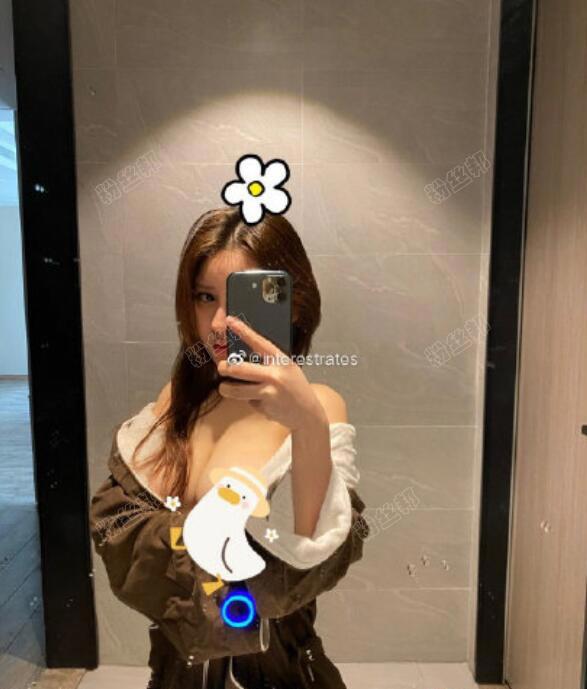 抖音奔跑的晶骡子个人资料，因红酒视频泄露走红成梗，网传8部视频资源