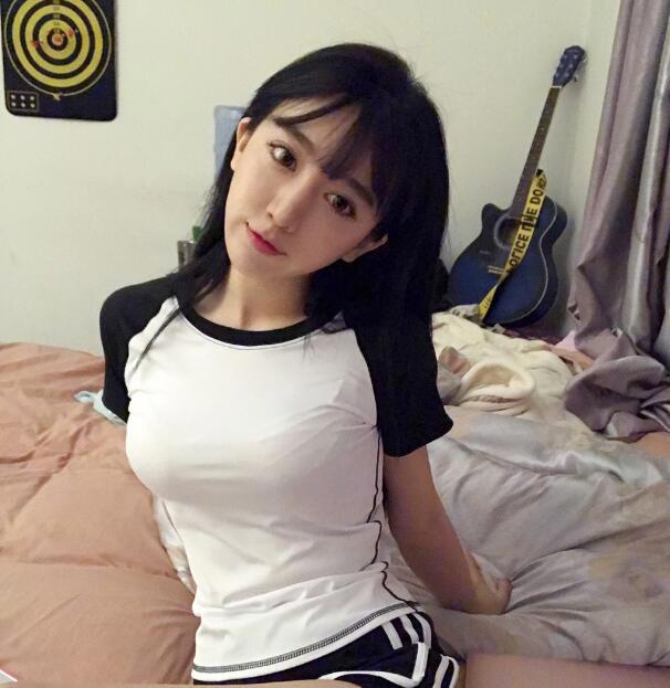 斗鱼呆妹儿小霸王直播间 呆妹儿小霸王个人资料照片