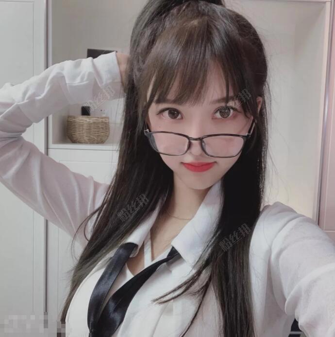 斗鱼南妹儿直播违规，因违规画面被封禁，事后表态又要凉了