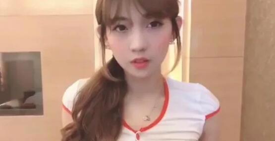 台湾网红LadyYuan个人资料简介，被誉为最美女模特，LadyYuan生活照写真图片