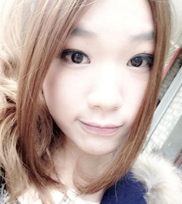 yy美女歌手诺诗个人资料及漂亮生活照
