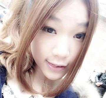 yy美女歌手诺诗个人资料及漂亮生活照