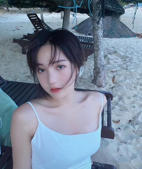 斗鱼洛丽塔大哥个人资料简介，洛丽塔大哥微博生活照福利写真